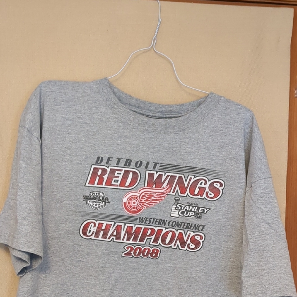 Detroit Red Wings 2008 Stanley Cup Champions Gray T-Shirt Size XL Extra Large